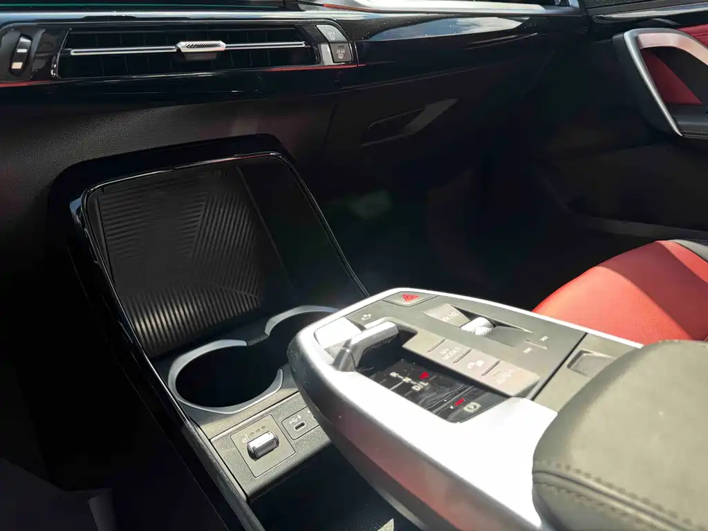 BMW X1 2023 — фото 13