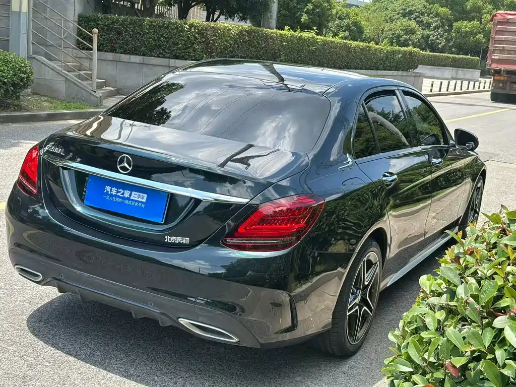 Mercedes-Benz C-Class 2021