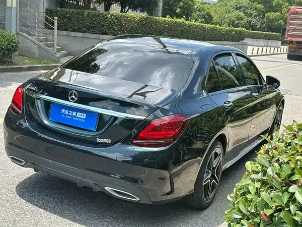 Mercedes-Benz C-Class 2021