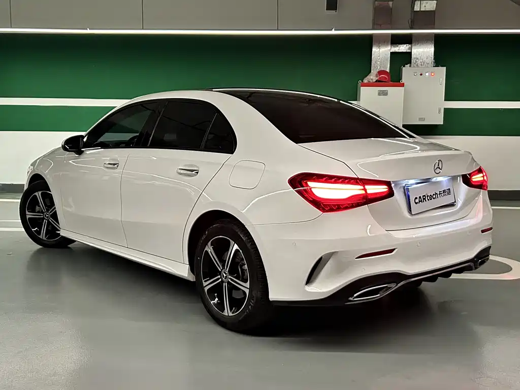 Mercedes-Benz A-Class 2024 — фото 14