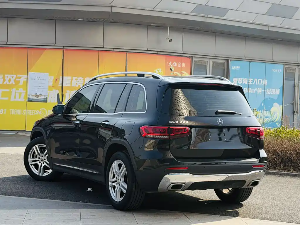 Mercedes-Benz GLB 2022