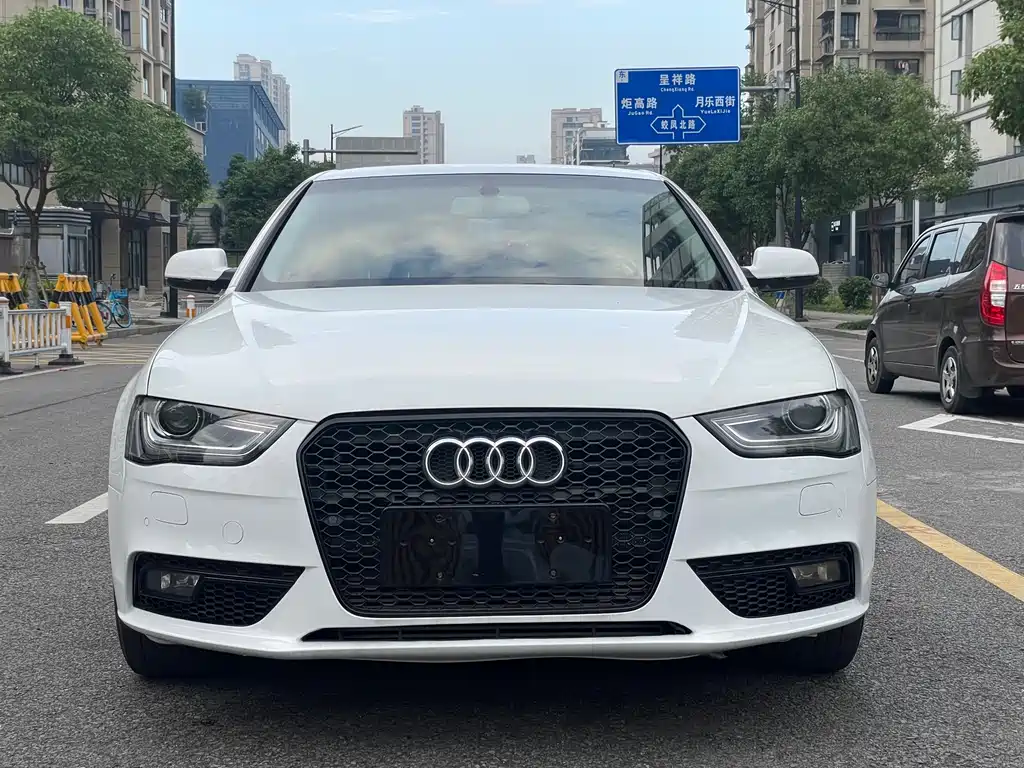 Audi A4L 2015 — фото 2