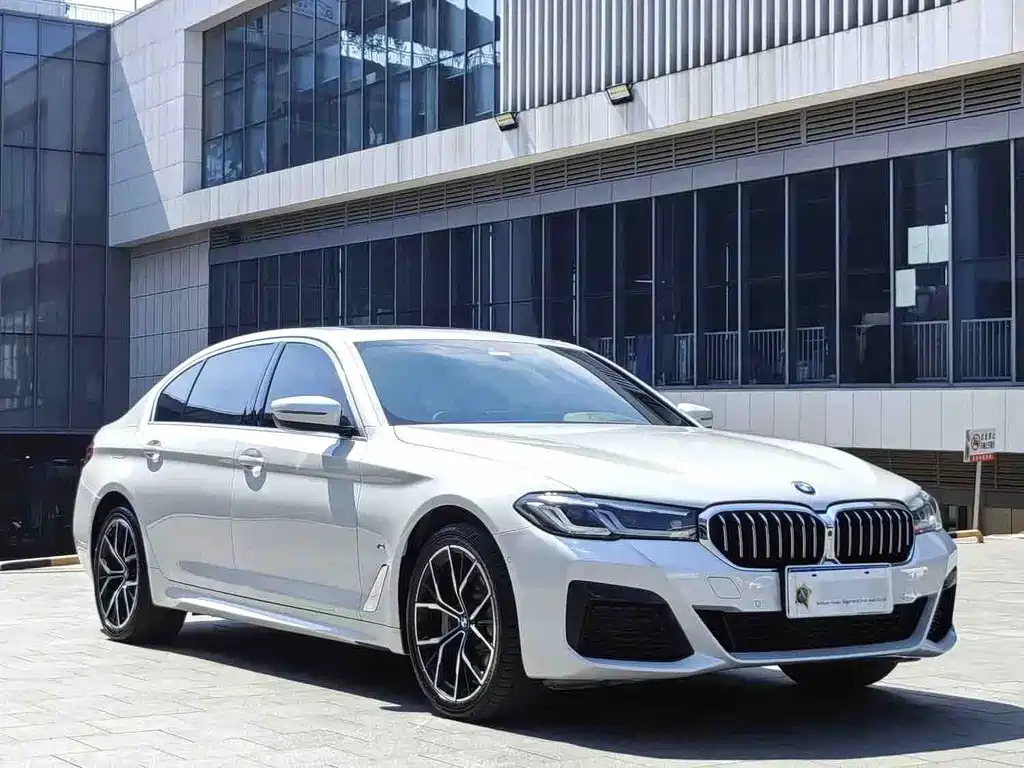 BMW 5 Series 2023