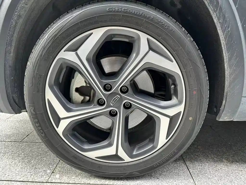 Geely Xingyue L 2022 — фото 21