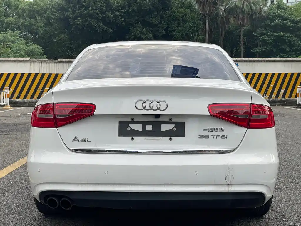 Audi A4L 2015 — фото 6
