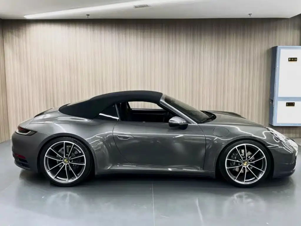 Porsche 911 2020 — фото 14