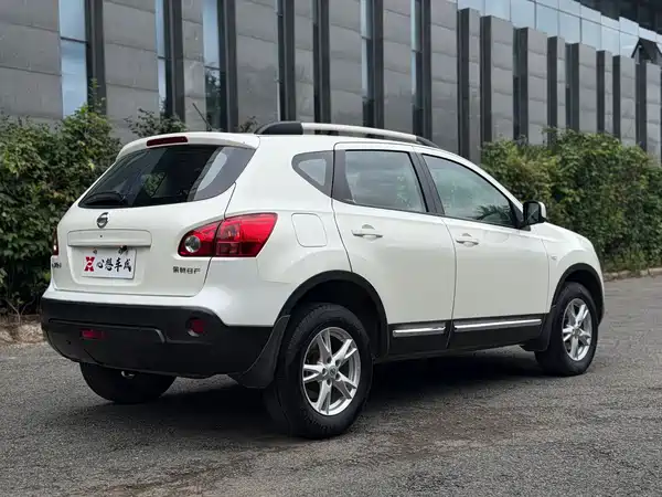 Nissan Qashqai 2014