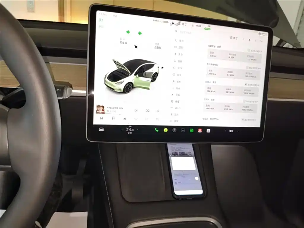 Tesla Model Y 2022 — фото 13