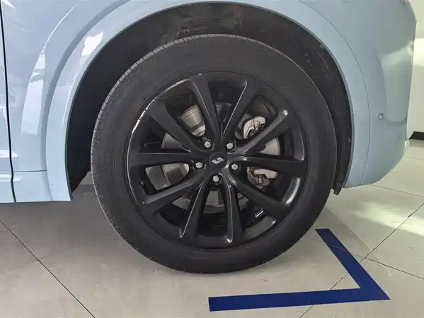 Li Auto ONE 2020