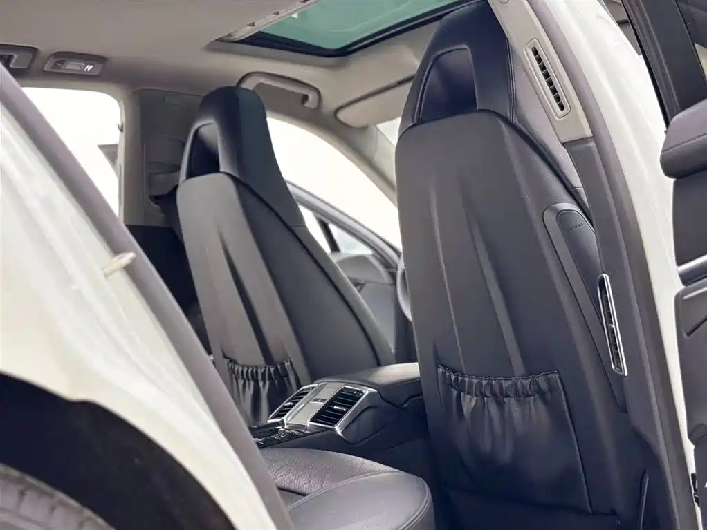 Porsche Panamera 2015 — фото 26