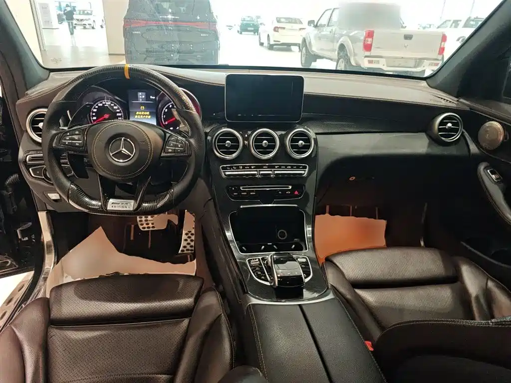 Mercedes-Benz GLC 2018 — фото 12