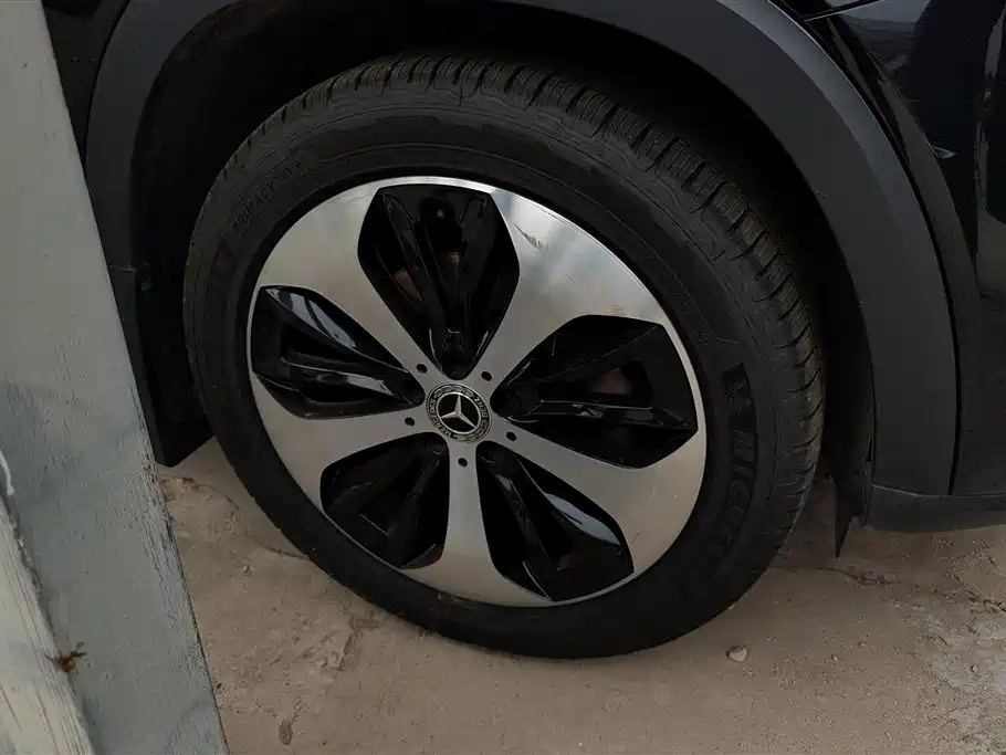 Mercedes-Benz GLB 2020