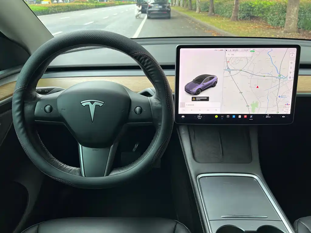 Tesla Model Y 2021 — фото 14