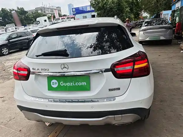 Mercedes-Benz GLA 2019