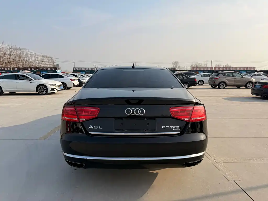 Audi A8 2013 — фото 4