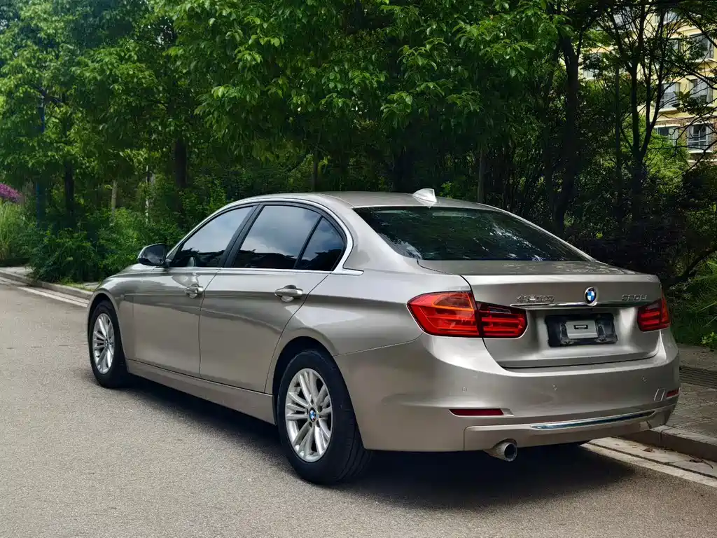 BMW 3 Series 2015 — фото 9