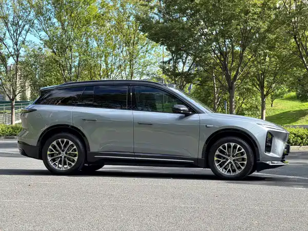 NIO ES6 2025