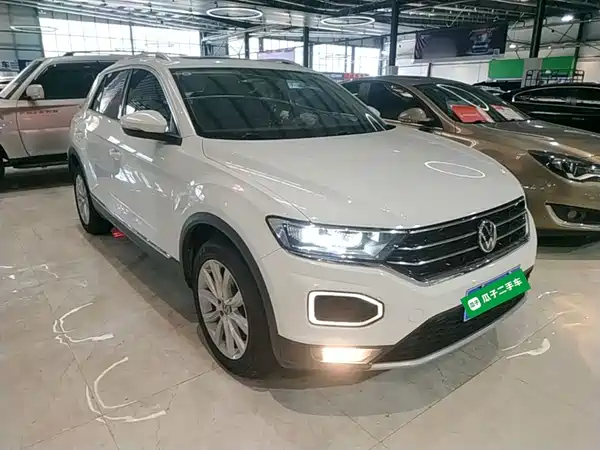 Volkswagen T-Roc 2023
