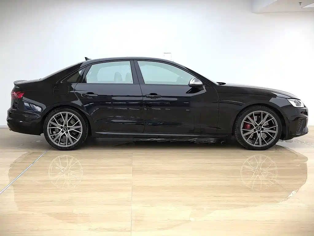 Audi S4 2024