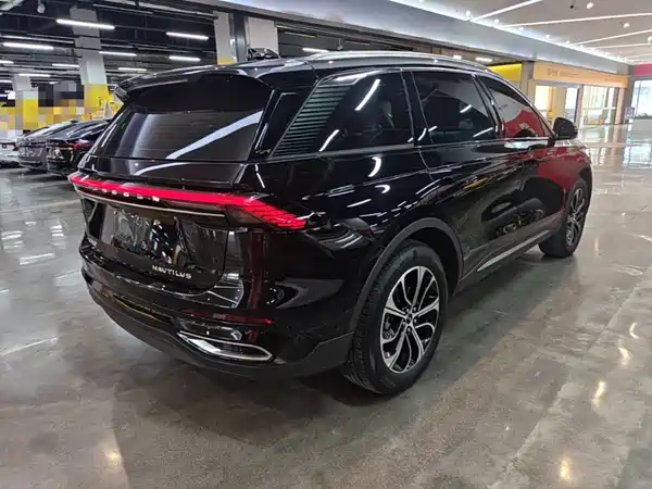 Lincoln Nautilus 2025