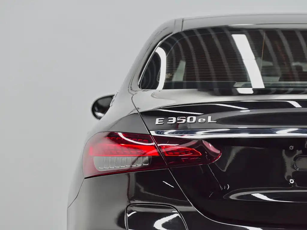 Mercedes-Benz E-Class New Energy 2022 — фото 41