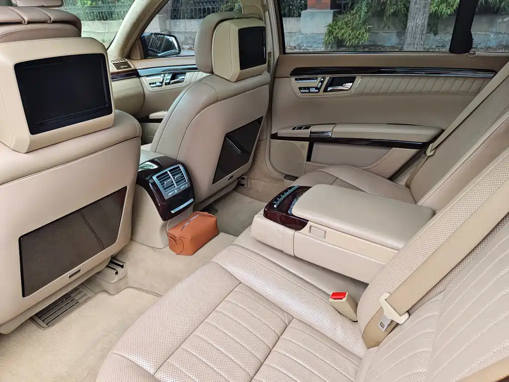Mercedes-Benz S-Class 2010 — фото 31