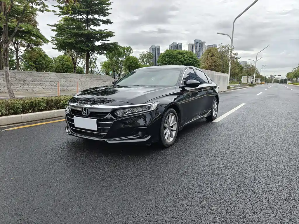 Honda Accord 2023 — фото 1
