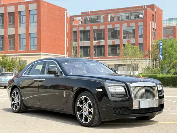 Rolls-Royce Ghost 2010