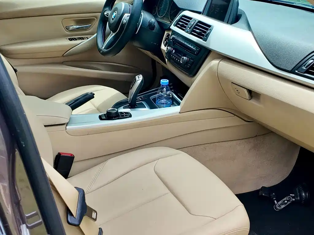 BMW 3 Series 2014 — фото 16