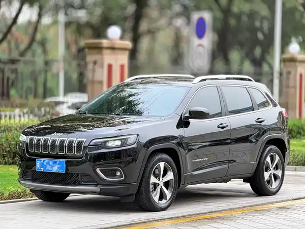 Jeep Cherokee 2020