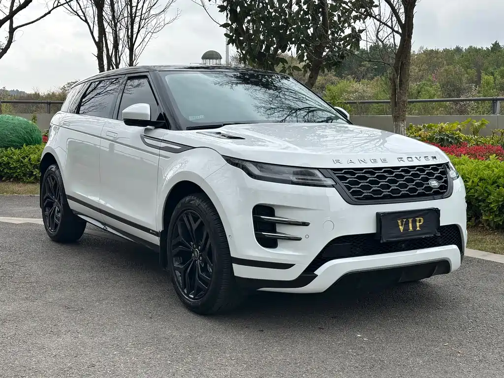 Land Rover Evoque 2022 — фото 1