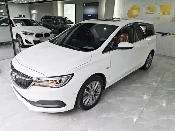 Buick GL6 2019