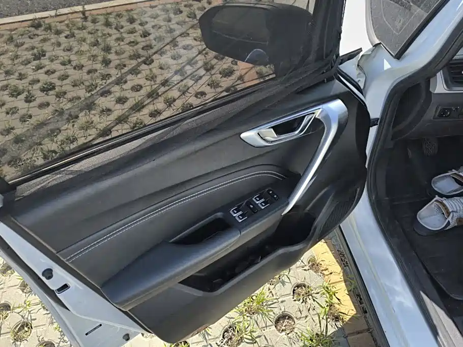 Geely Vision X3 2020