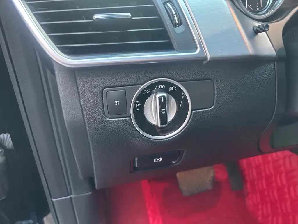 Mercedes-Benz M-Class 2015 — фото 12