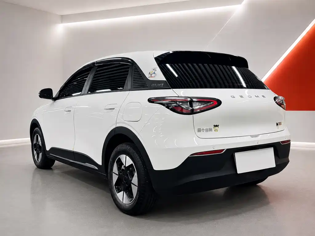 Geely Galaxy Starwish 2024 — фото 9