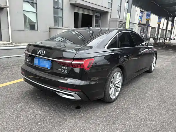 Audi A6L 2023