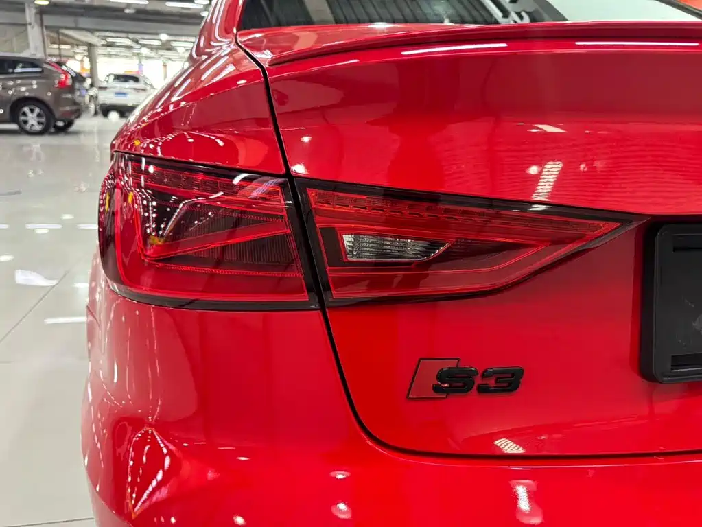 Audi S3 2016 — фото 21