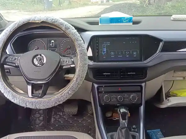 Volkswagen T-Cross 2019