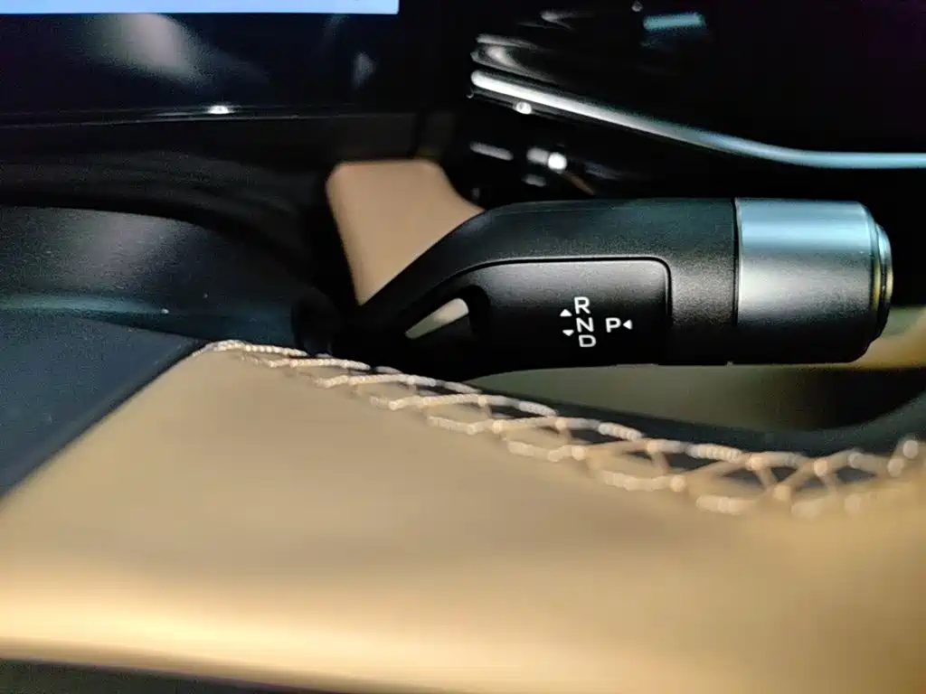 Geely Galaxy L6 2023 — фото 14