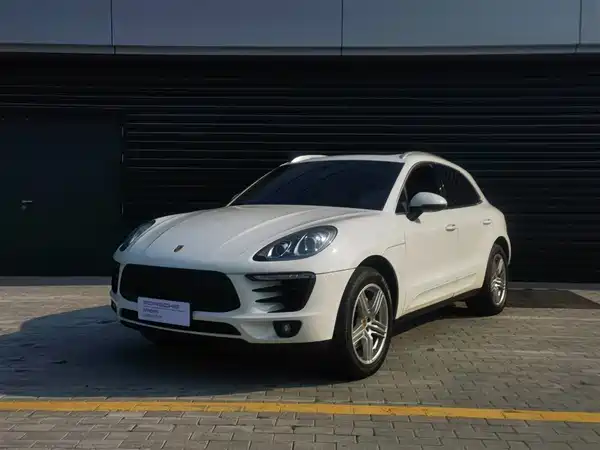 Porsche Macan 2014