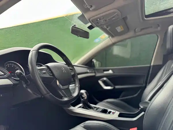 Peugeot 408 2019