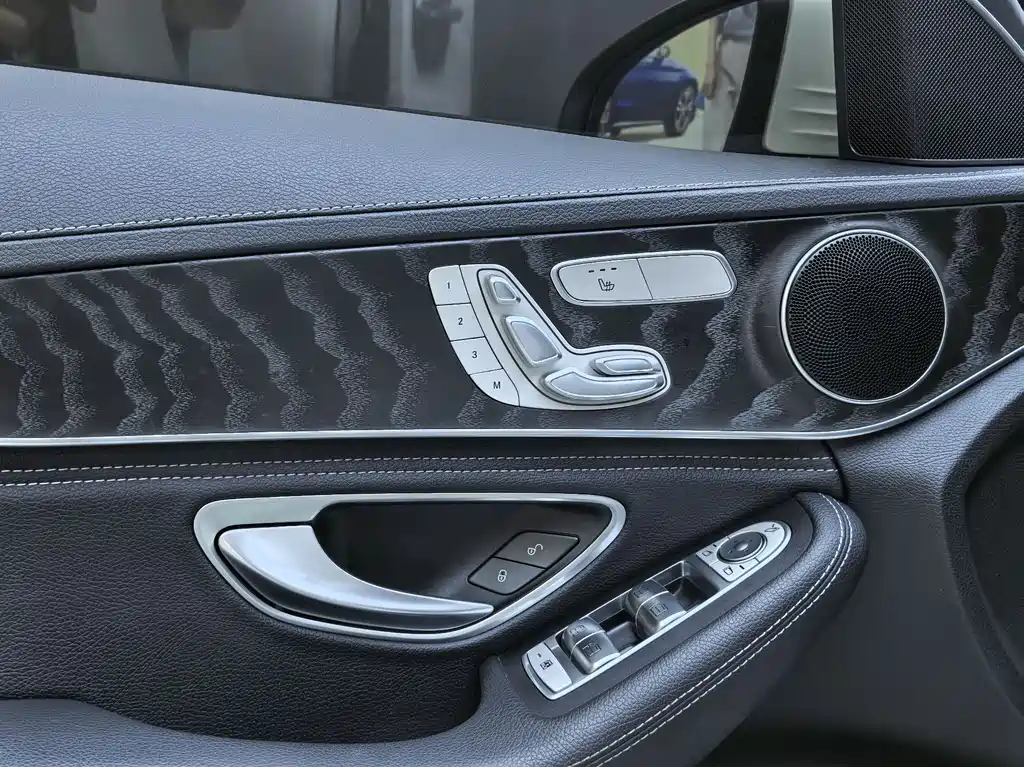 Mercedes-Benz C-Class 2020 — фото 26