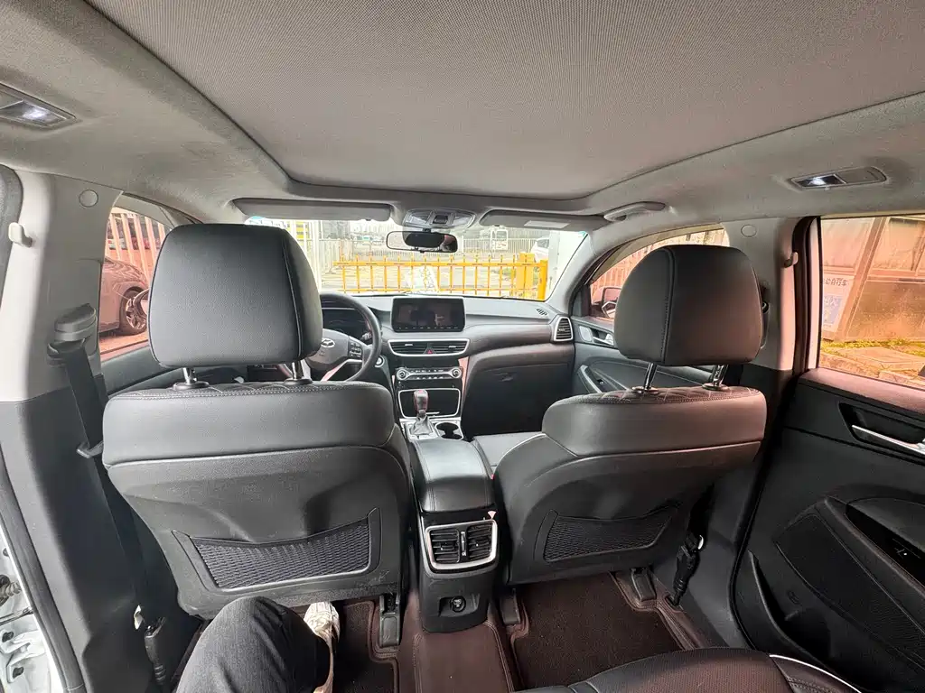 Hyundai Tucson 2019 — фото 9