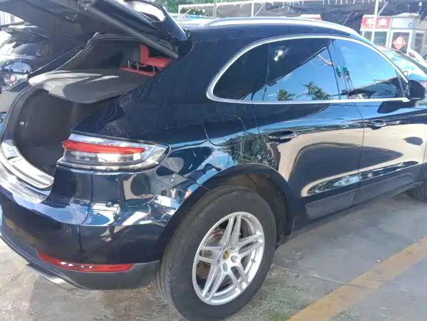 Porsche Macan 2020