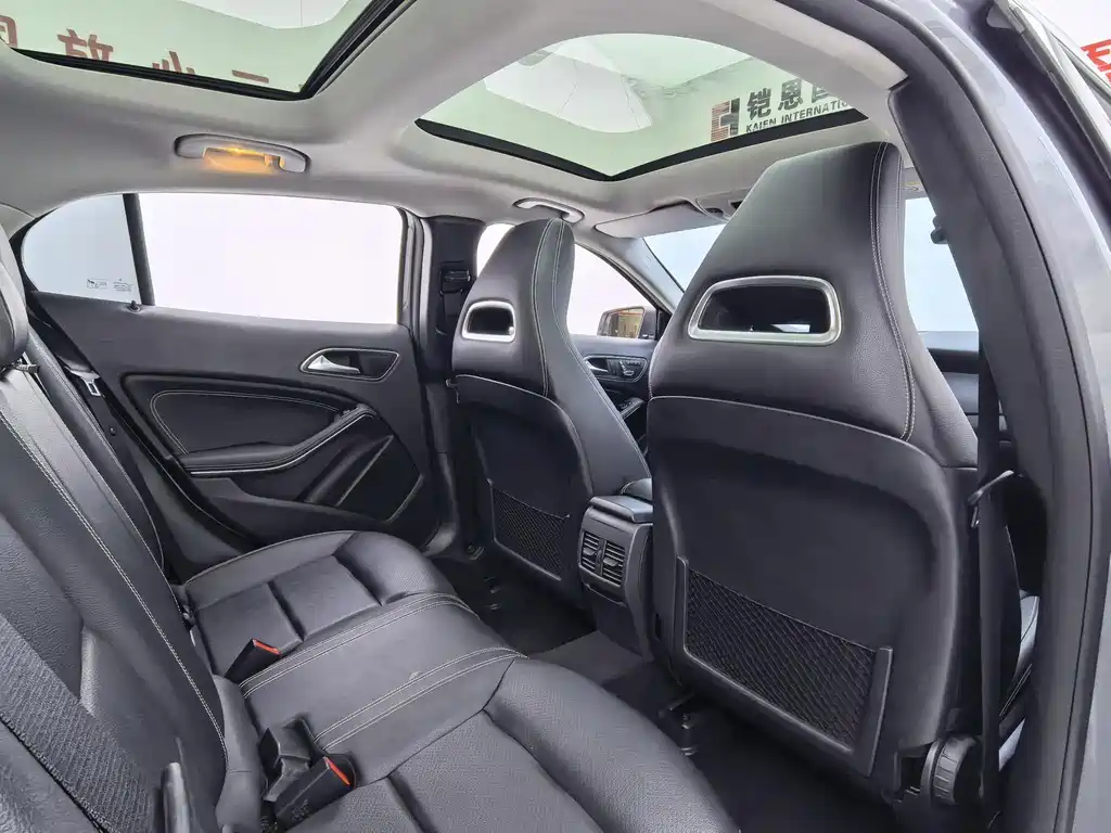 Mercedes-Benz GLA 2019 — фото 12