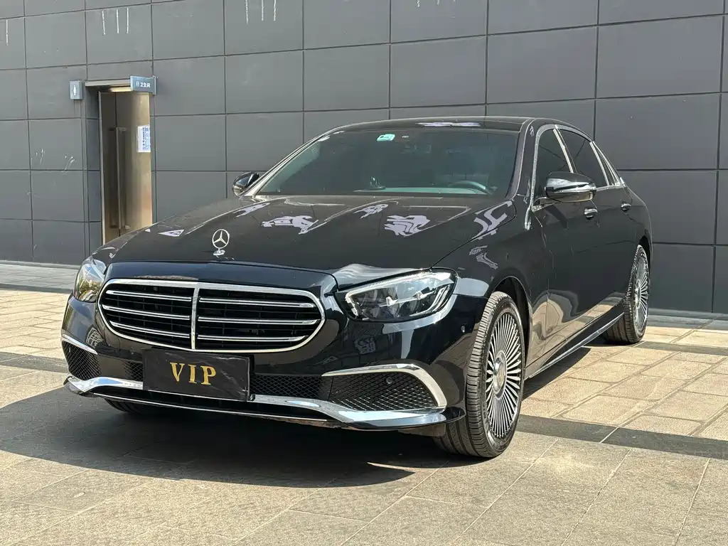 Mercedes-Benz E-Class 2023 — фото 3
