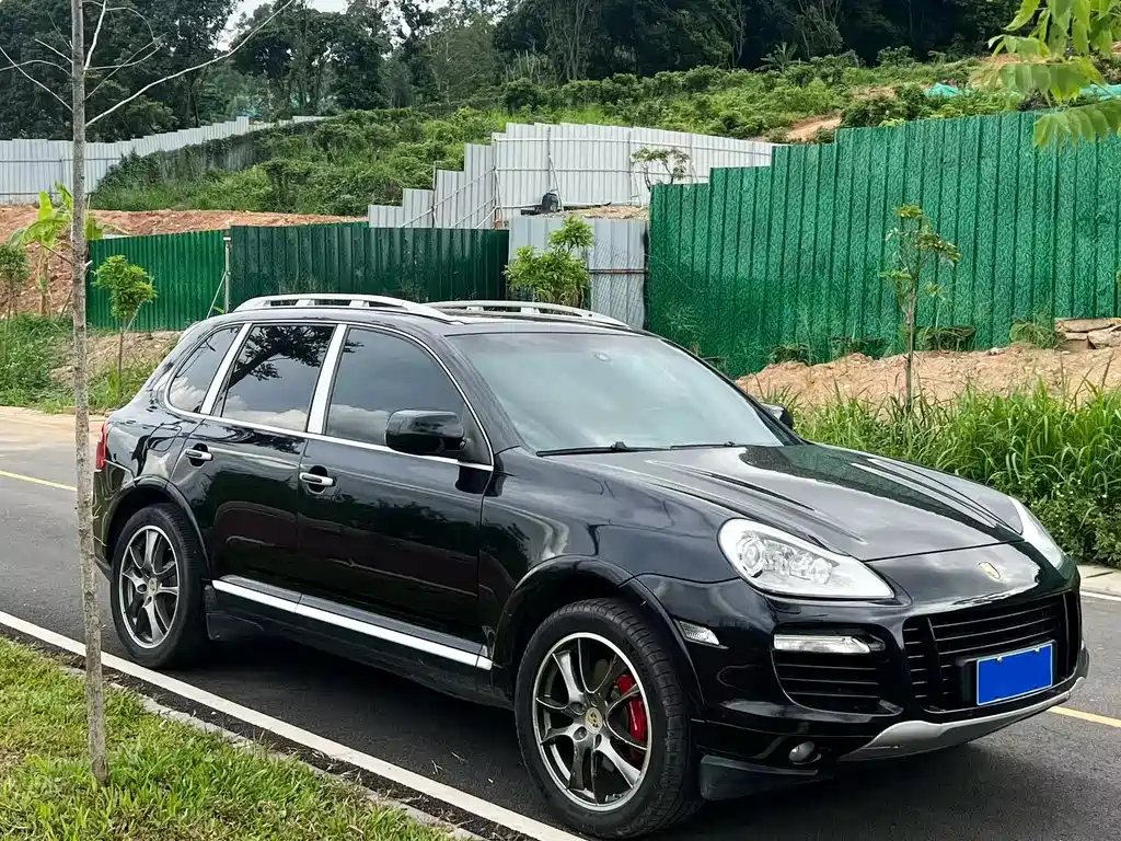 Porsche Cayenne 2010 — фото 3