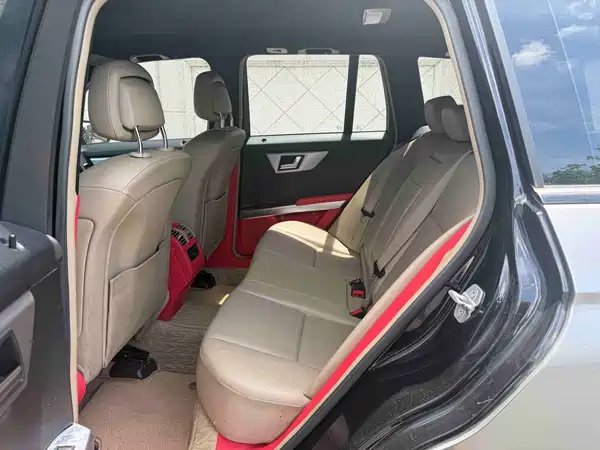Mercedes-Benz GLK-Class 2012