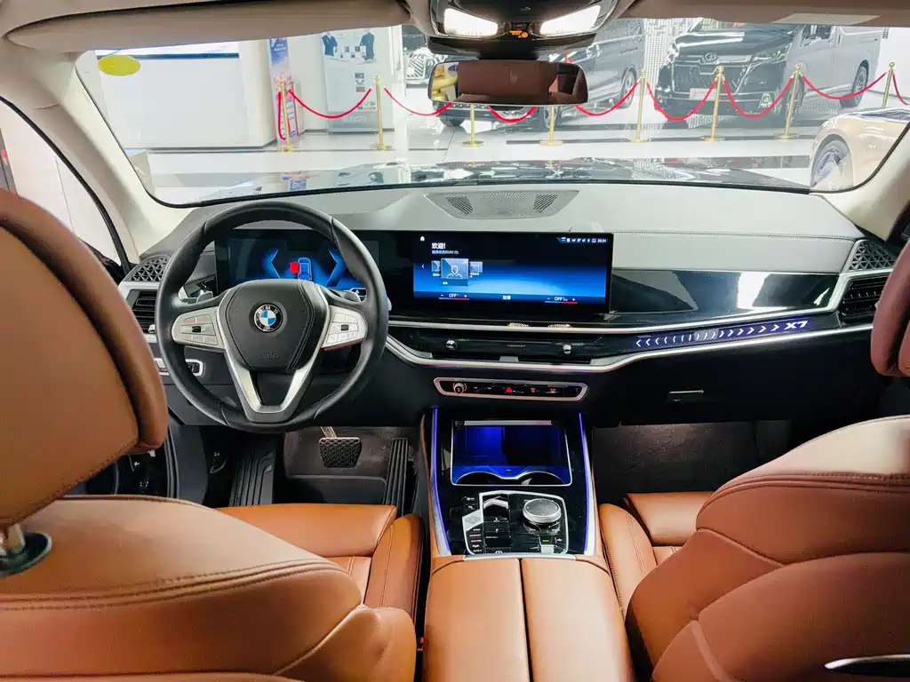 BMW X7 2023 — фото 9