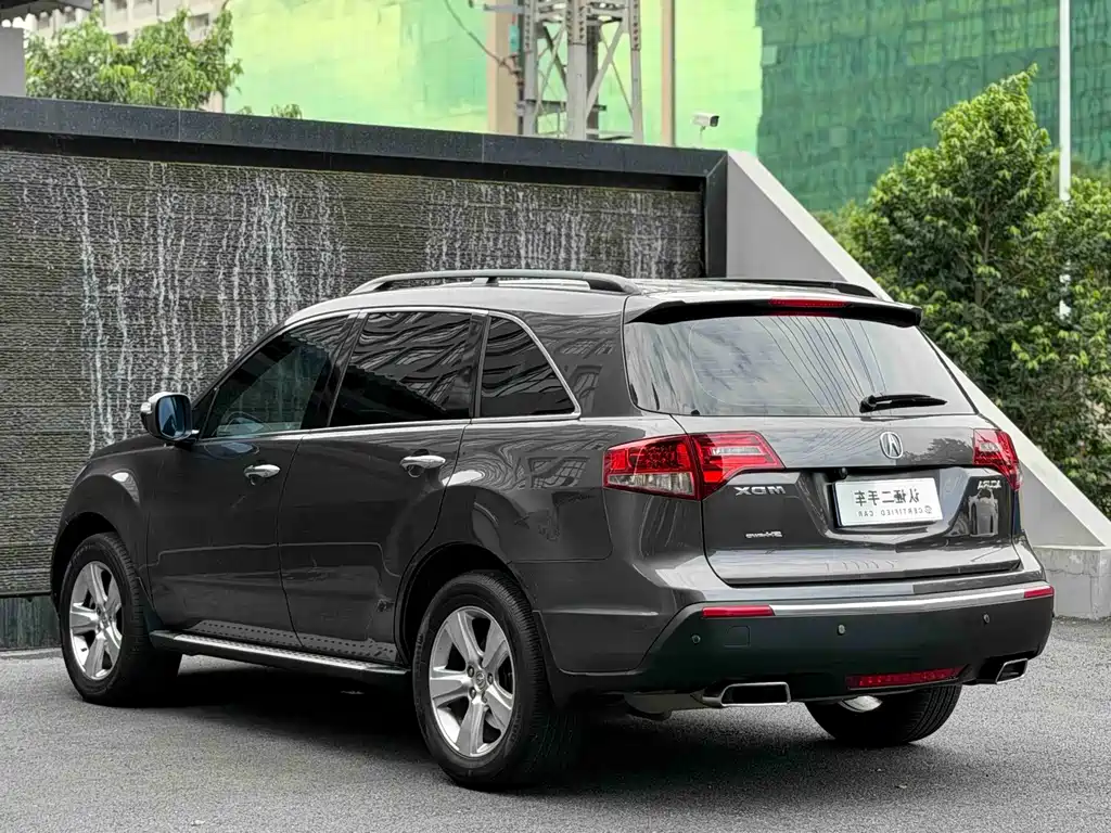 Acura MDX 2010 — фото 10